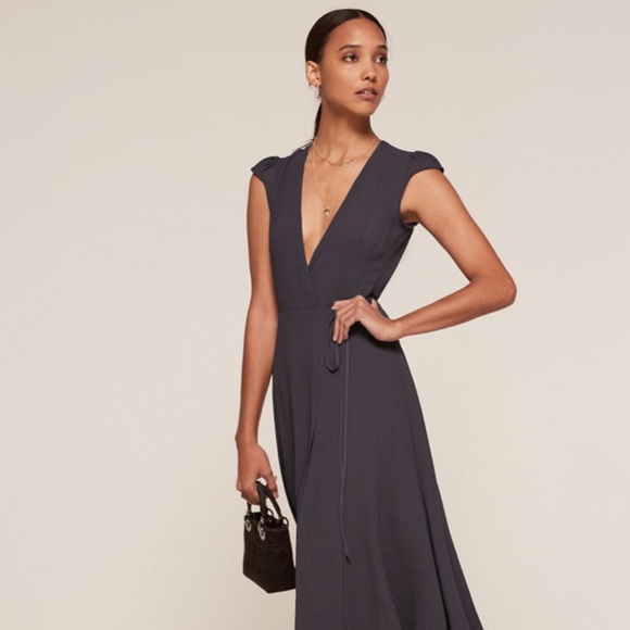 REFORMATION Mollie Dress - Picture 3 of 8